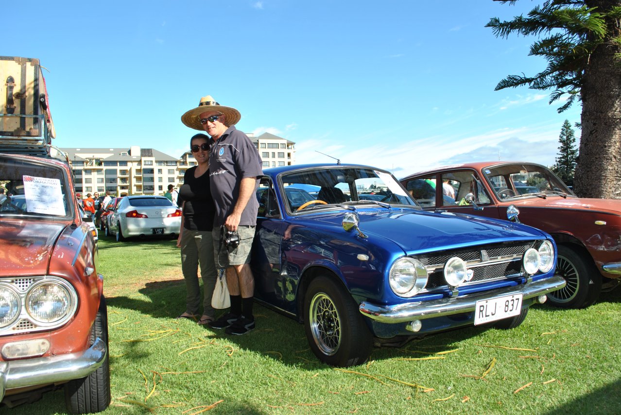 039 - Isuzu Bellett GT - Bruno's - with Bruno and Liz.JPG