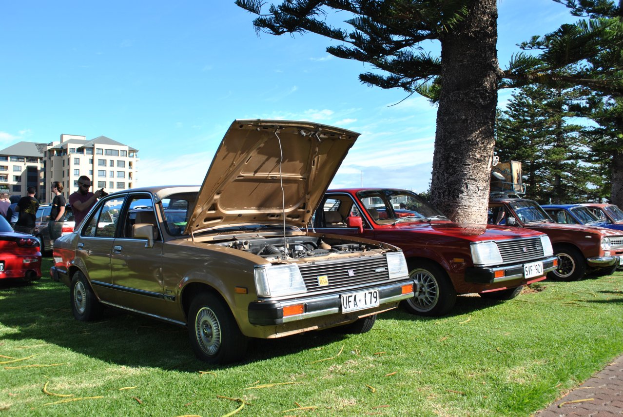 027 - Holden TE Gemini Diesel with TE Gemini auto sedan.JPG