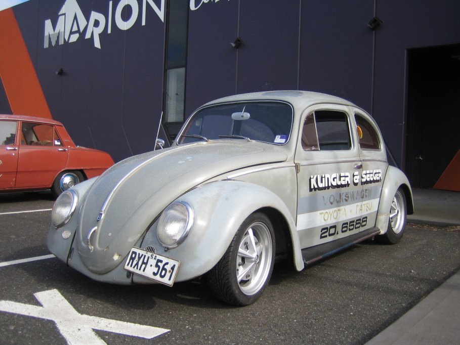 VW Beetle - Andrew - with original signwriting - 01.JPG
