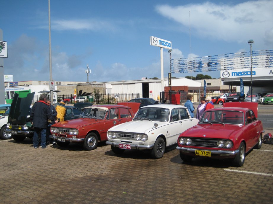 009 - fronts - Kahler's GT & Sedan, Kerry Bruty's sedan & Grice's Bellett GT.JPG