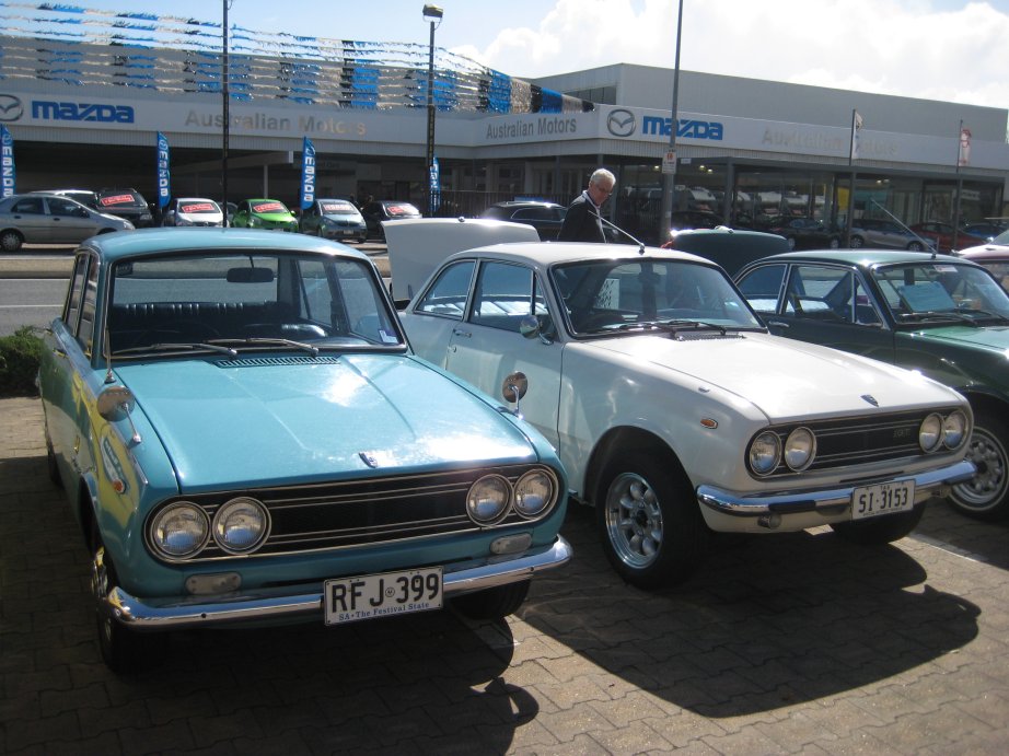 045 - Ross Smith's 1969 Bellett Deluxe & Rod Hawley's 1969 Bellett GT.JPG