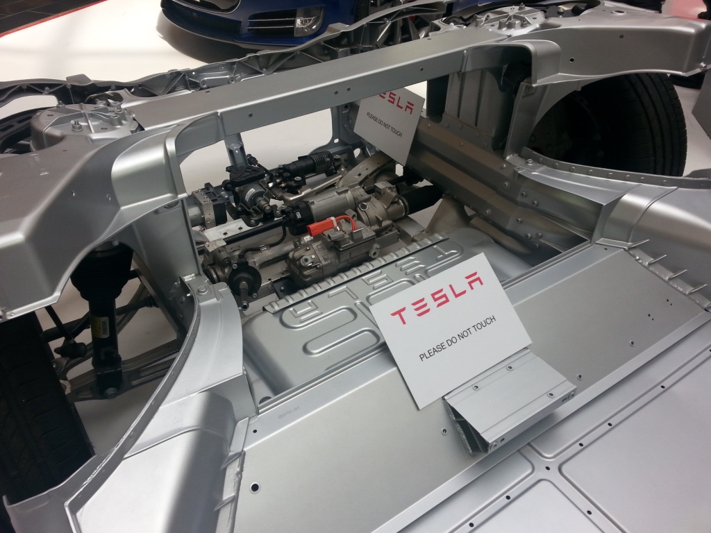 Telsa_Type S sedan_3.jpg