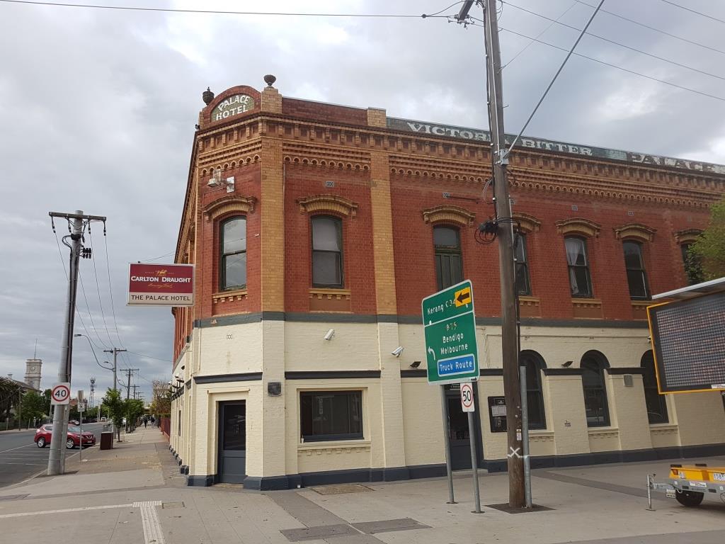 old buildings_note_brickwork.jpg