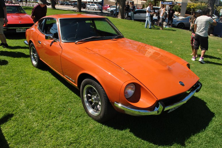 Datsun 240Z - orange - 01.JPG