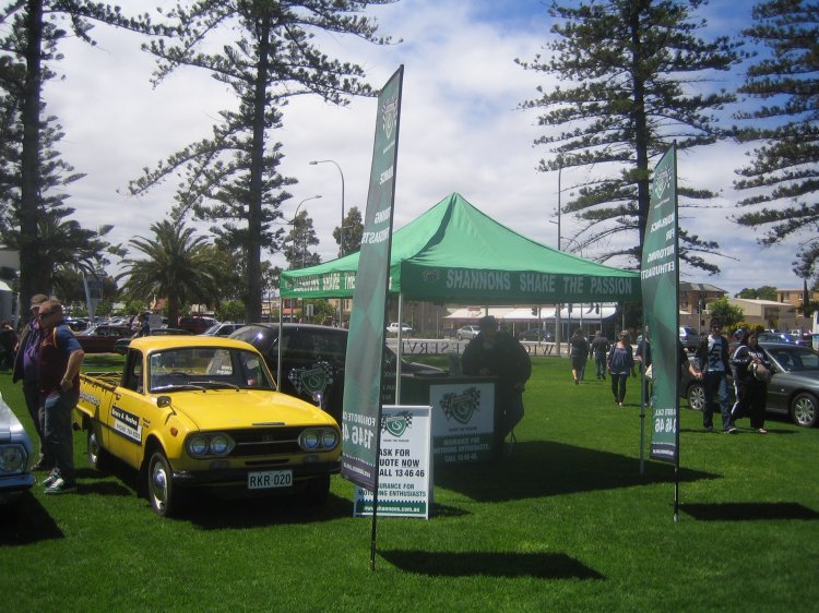 Shannons tent with PT Cruiser and Isuzu Wasp - 02.jpg