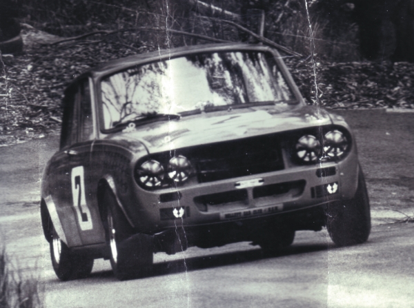 Ted Freeman in the Screamin Squrrel on Amaroo Park Hill Climb.jpg