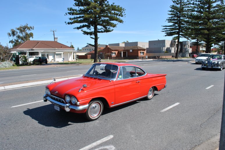 04 - Tapleys Hill Road - Ford Consul Capri.JPG