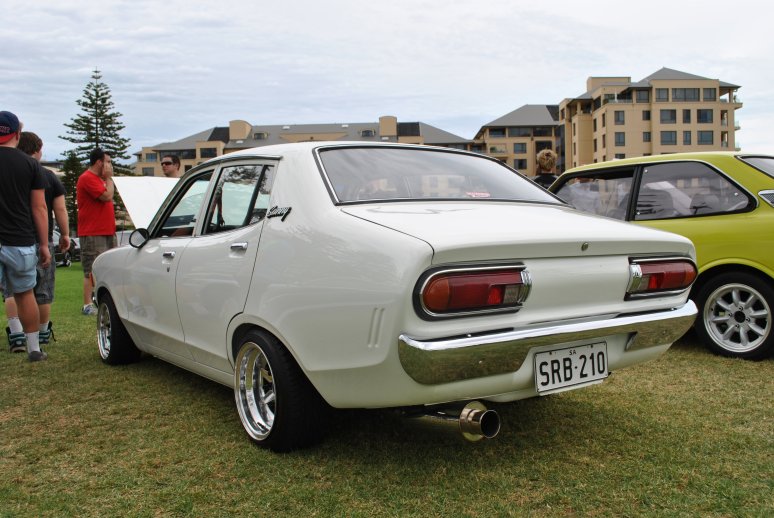 Datsun B210 120Y with JDM Sunny badges and SR20 - 02.JPG