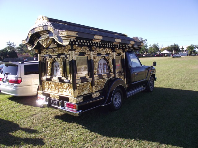 Toyota landcruiser custom.jpg