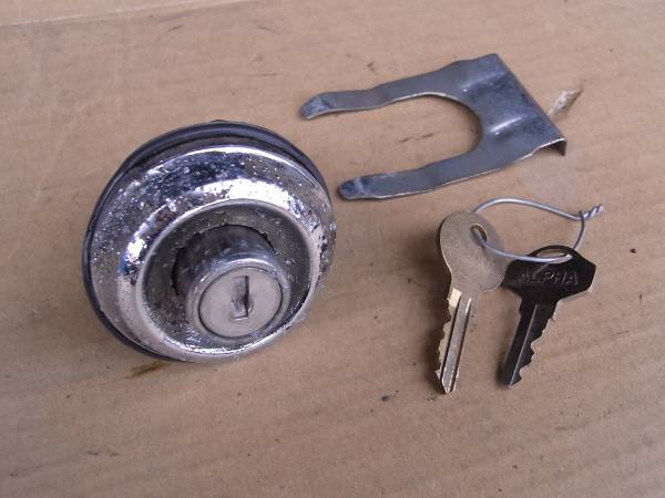 Used PR95 GT - Boot Lock &  Keys.jpg