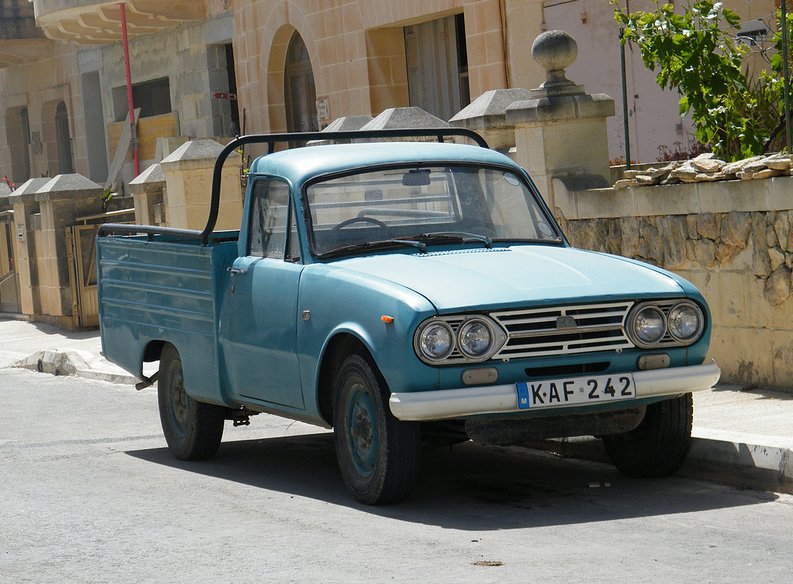 Isuzu Wasp - Malta - 2012.jpg