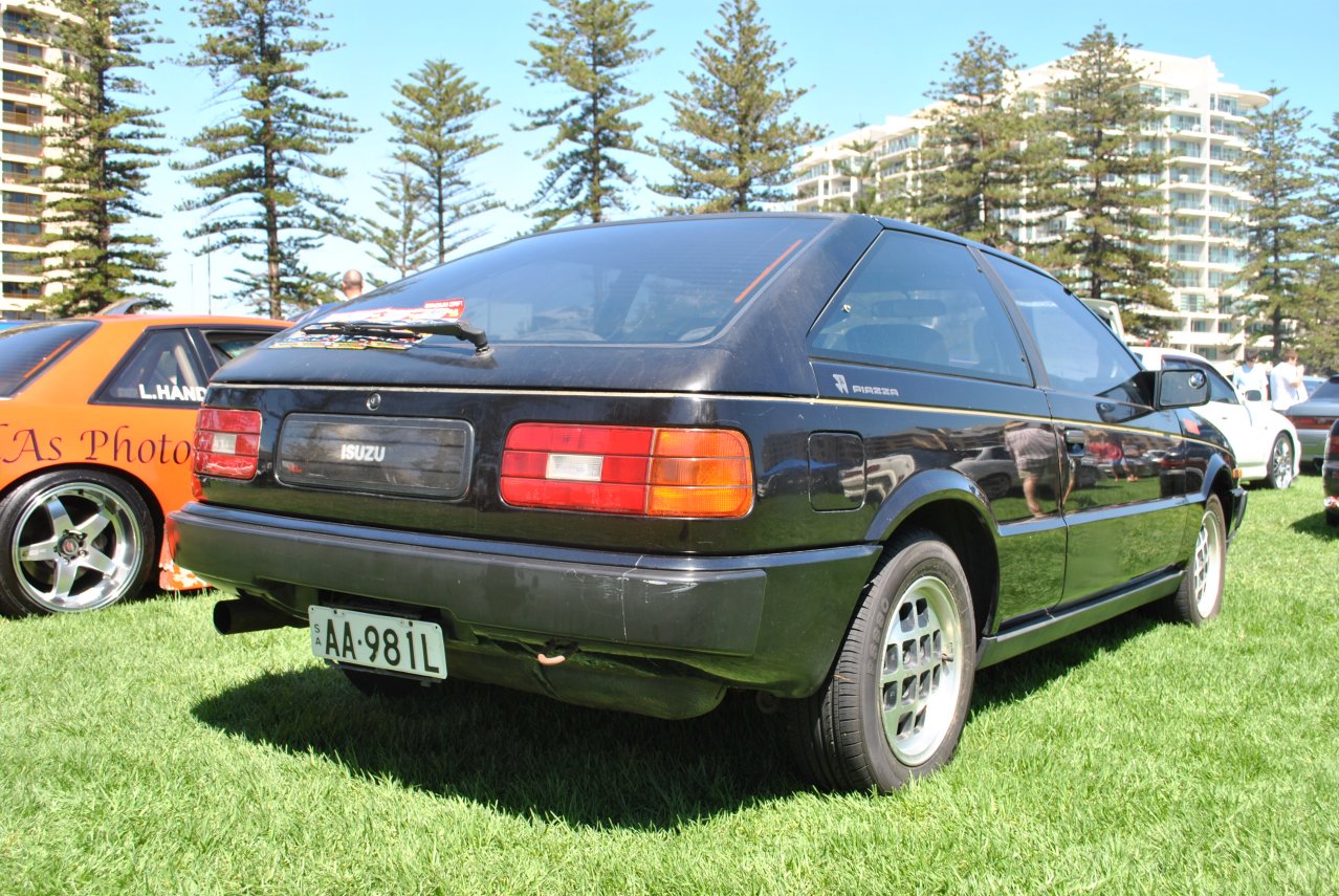 Holden Piazza - 02.JPG