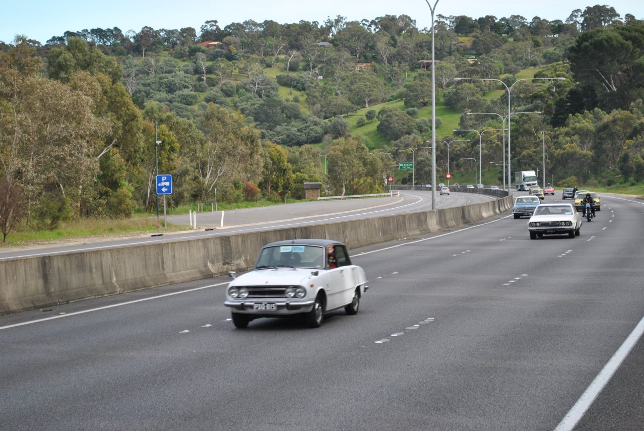 30 - South Eastern Freeway - Dave Watts' Bellett sedan.JPG