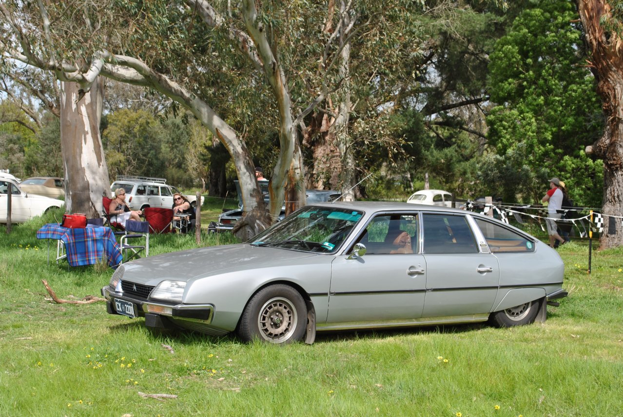 Citroen CX hatch.JPG