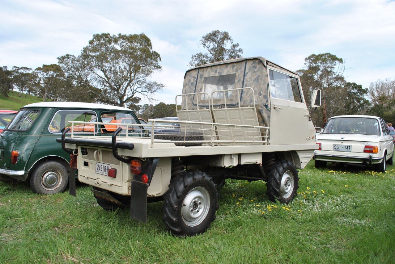 Steyr-Puch Haflinger - 03.JPG