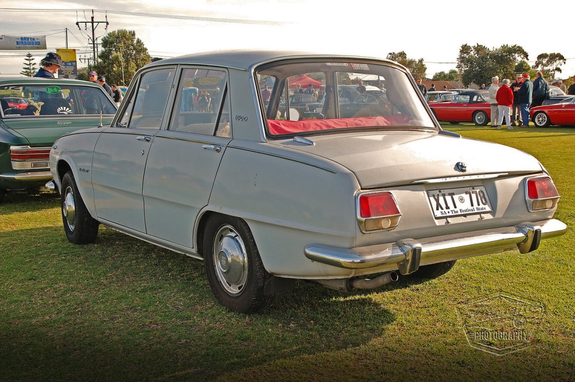 Bay - West Beach - Bellett sedan - Josh.jpg