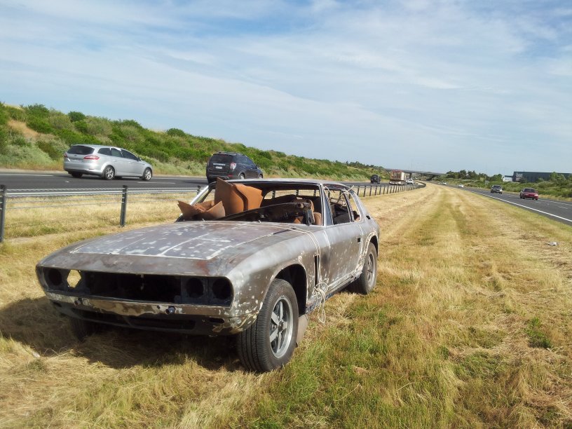 11 - Jensen Interceptor.jpg