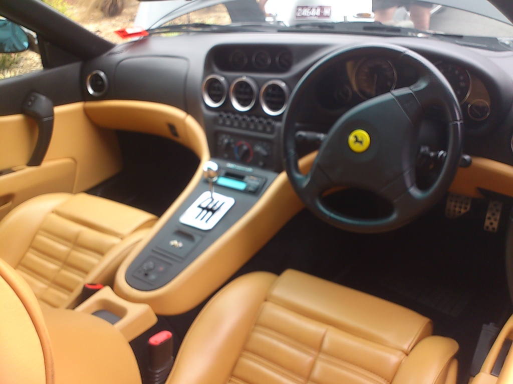 Ferrari_inside.jpg