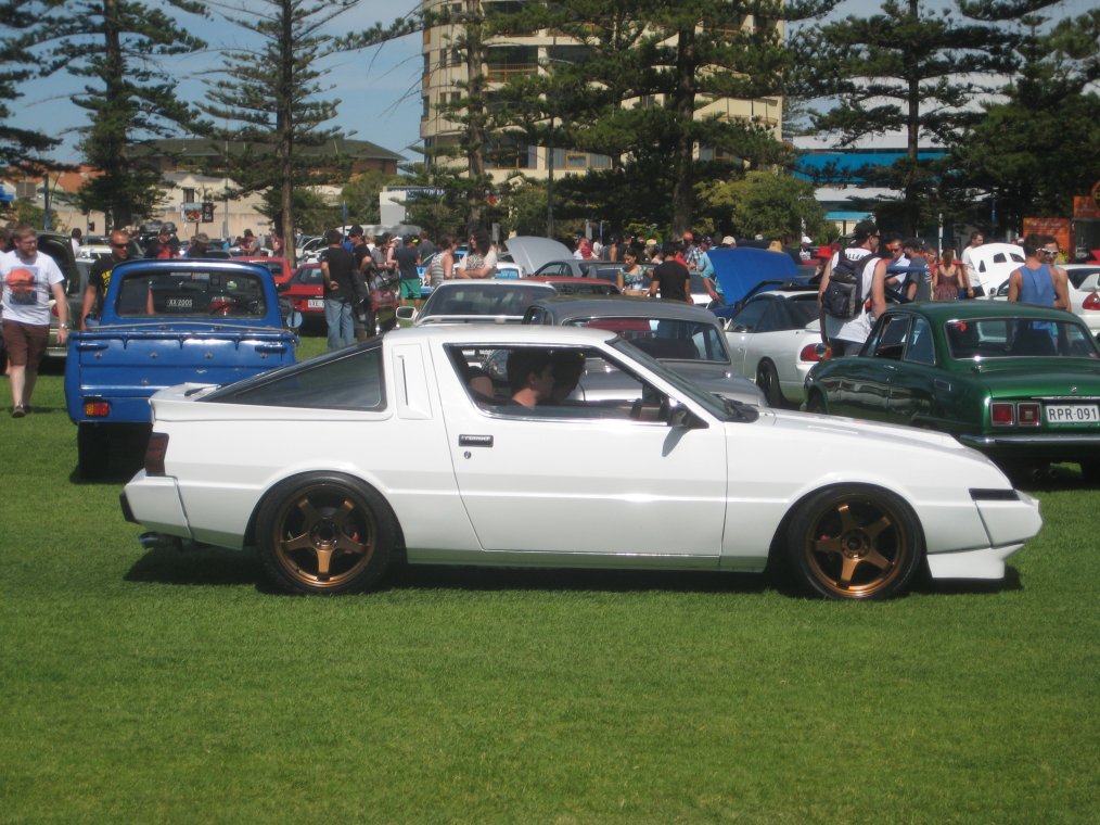 Mitsubishi Starion.JPG