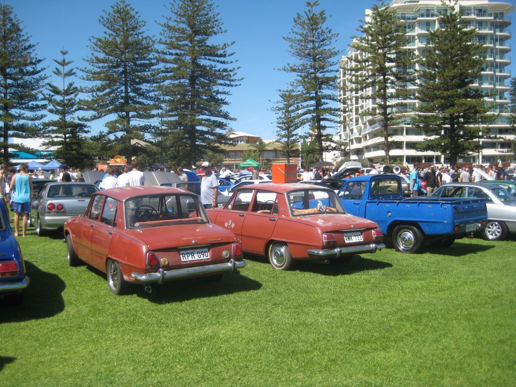 Isuzu Bellett line-up - 12 - Chris' sedan, Dave's Ratter and Josh's Wasp.JPG