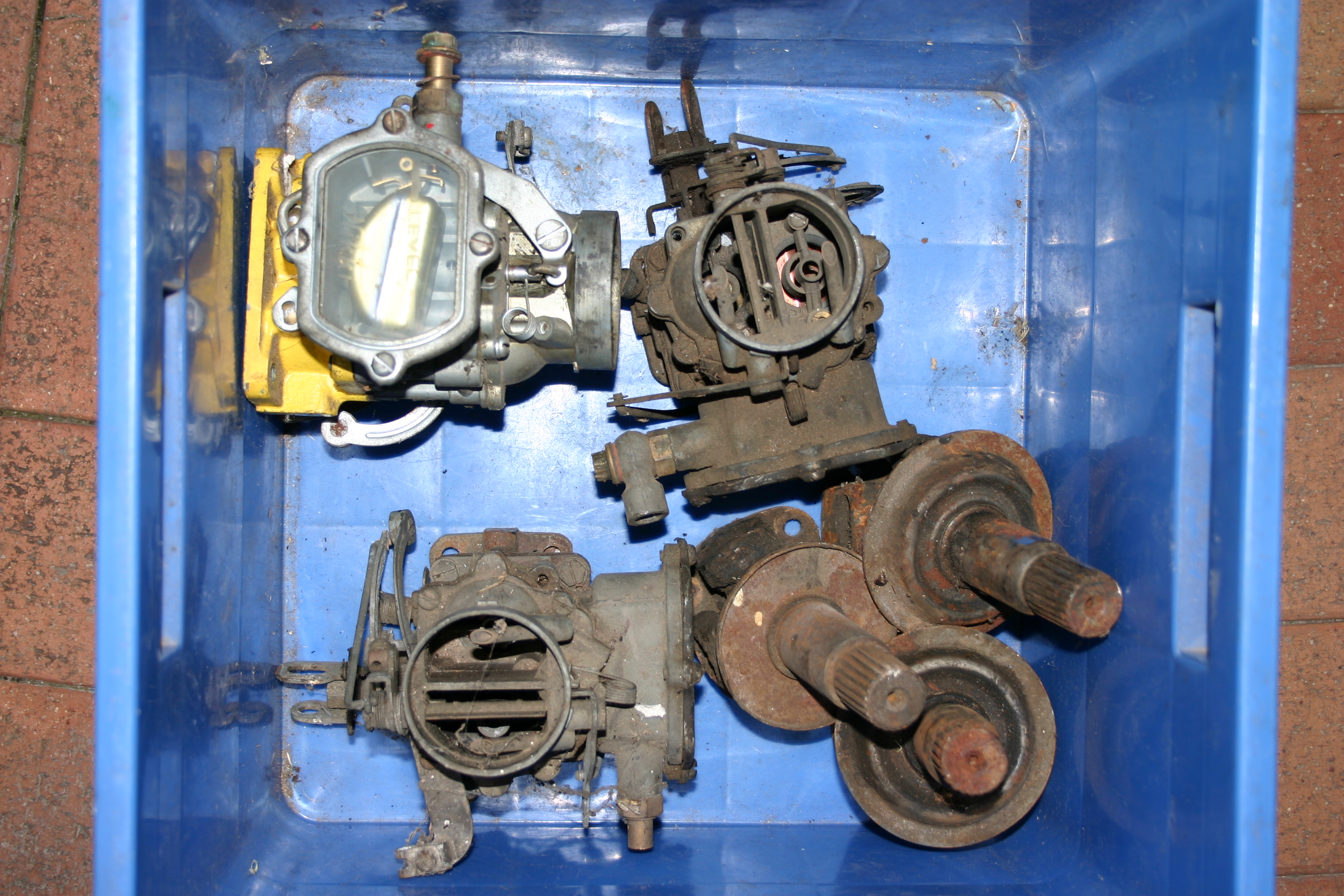 Isuzu Spares7.jpg