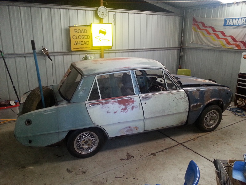64resto_med002.jpg