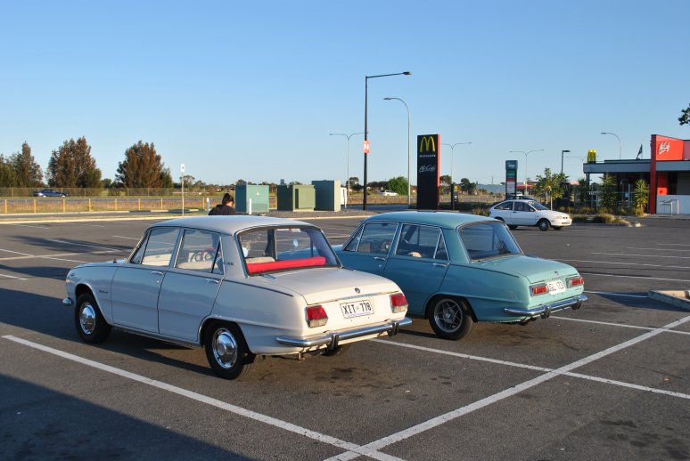 Josh's Bellett auto with Danielle Browning's 1969 Deluxe.JPG