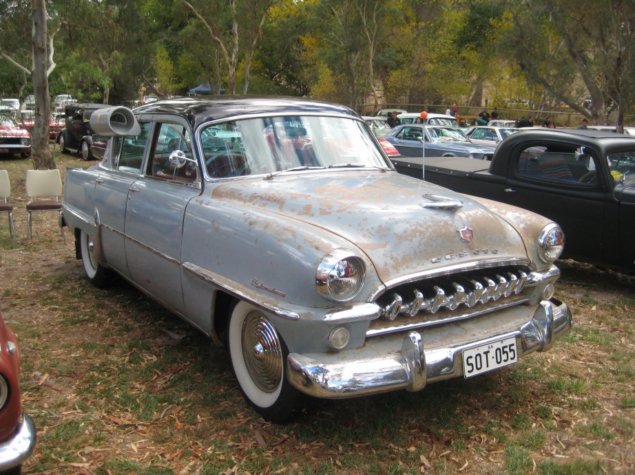 Desoto Diplomat - 1950 - Darrens.JPG