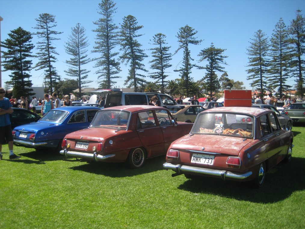 Isuzu Bellett line-up - 10 - Bruno's GT, Chris' sedan and Dave's Ratter.JPG